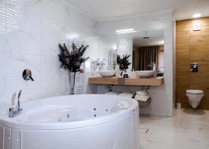 Cappo מלון דירות 4*